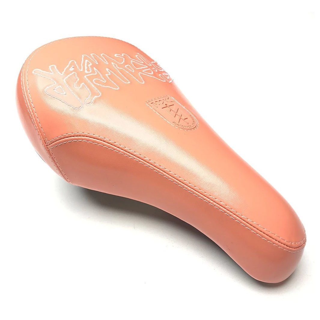 LOGO SEAT - Strangerco